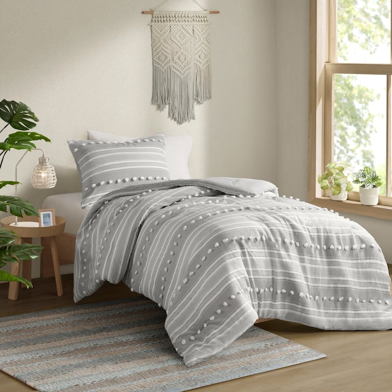 Intelligent Design Cillian Striped Clipped Jacquard Comforter Set