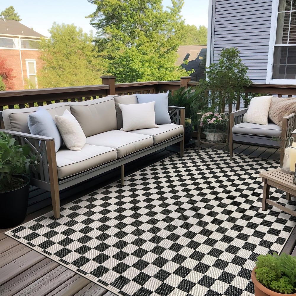 World Rug Gallery Contemporary Checkered Reversible Indoor / Outdoor Area Rug