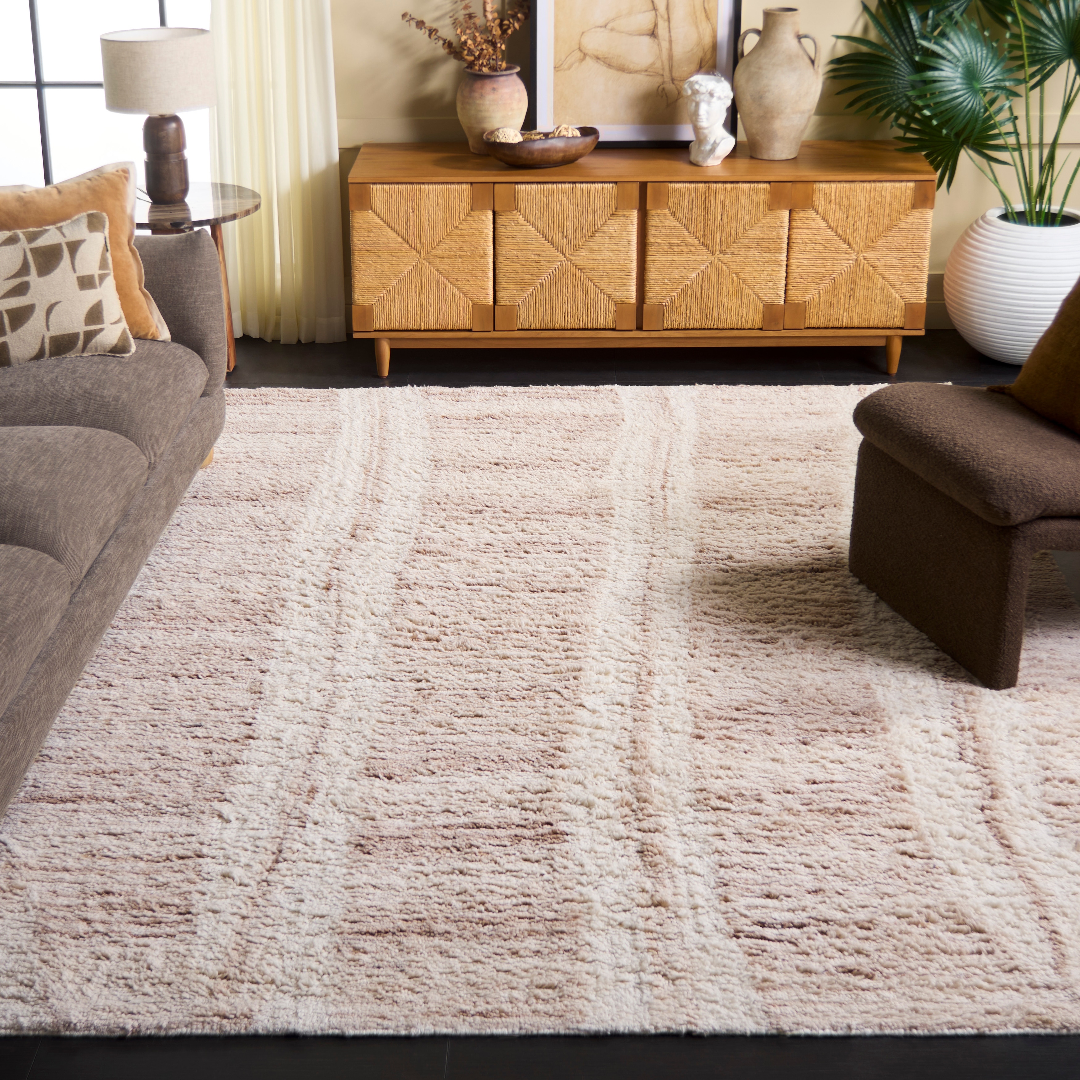 SAFAVIEH Handmade Vermont Cinnamon Transitional Wool Rug