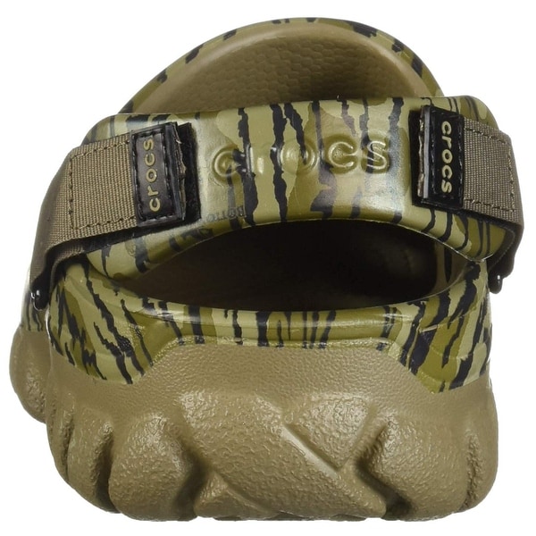 mossy oak crocs