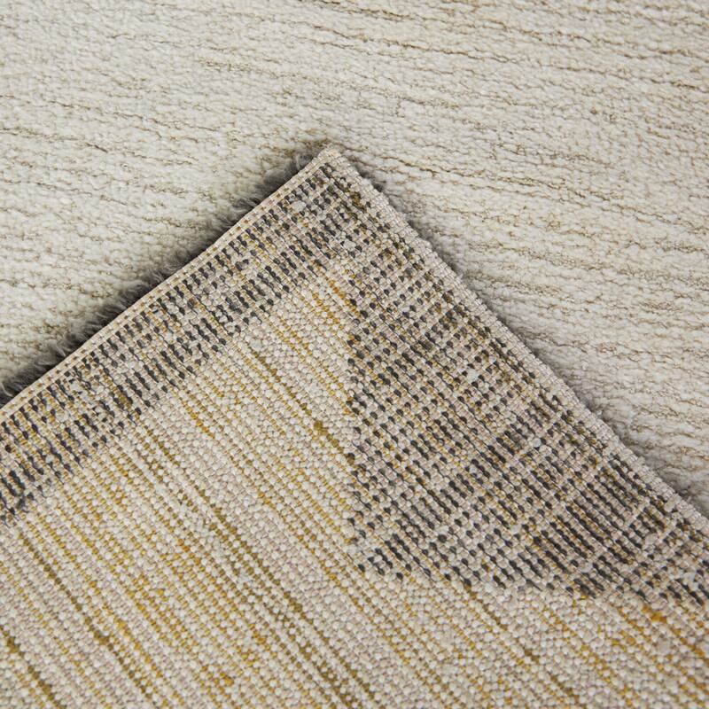 Leonora Diamond Trellis Border Area Rug