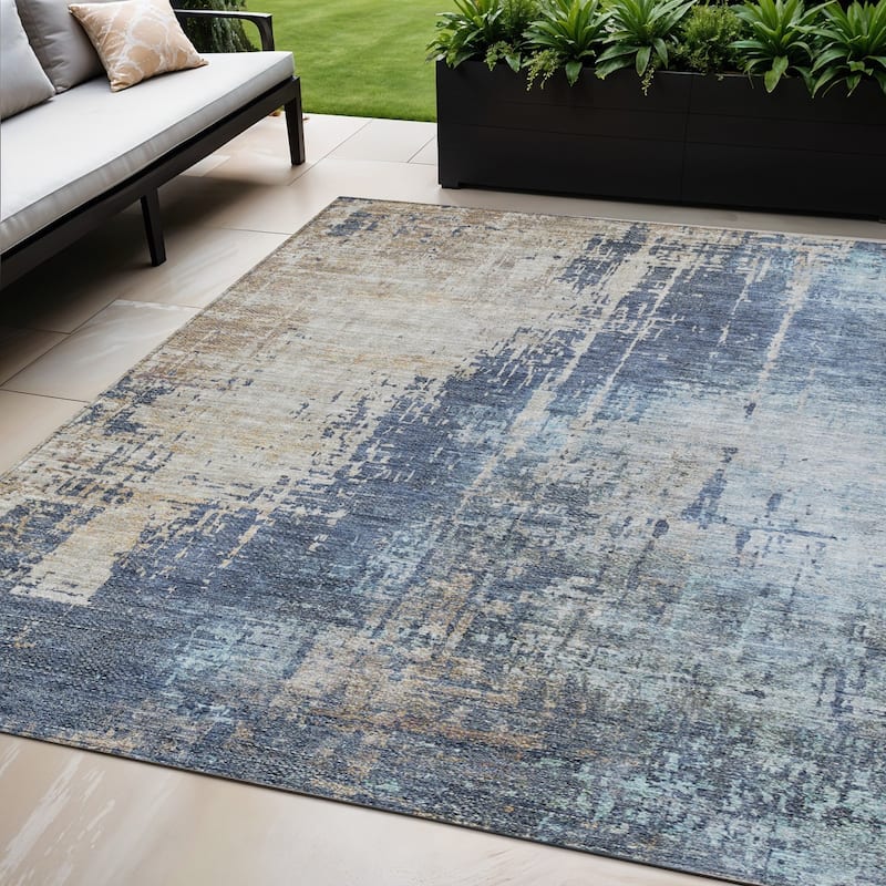 HomeRoots Abstract Transitional Rectangle Outdoor Rug - 5' X 8'