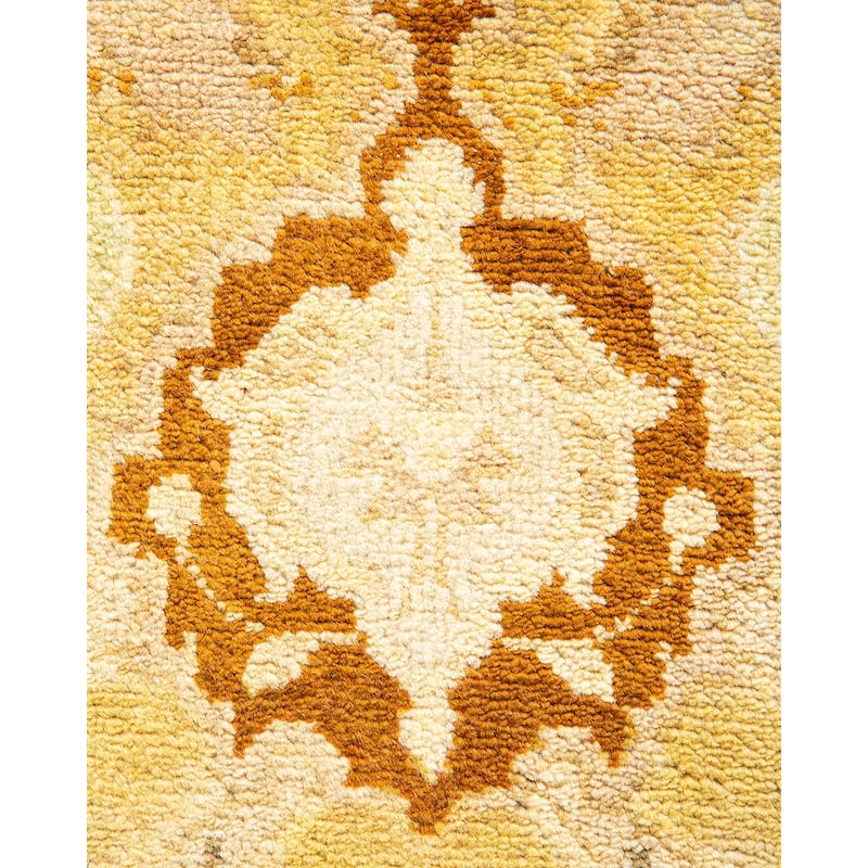 Overton Handknotted Wool Contemporary Floral Green Runner