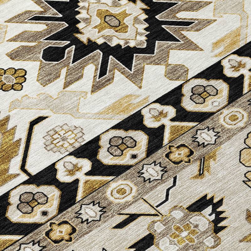 Machine Washable Indoor/ Outdoor Traditional Aspen Chantille Rug