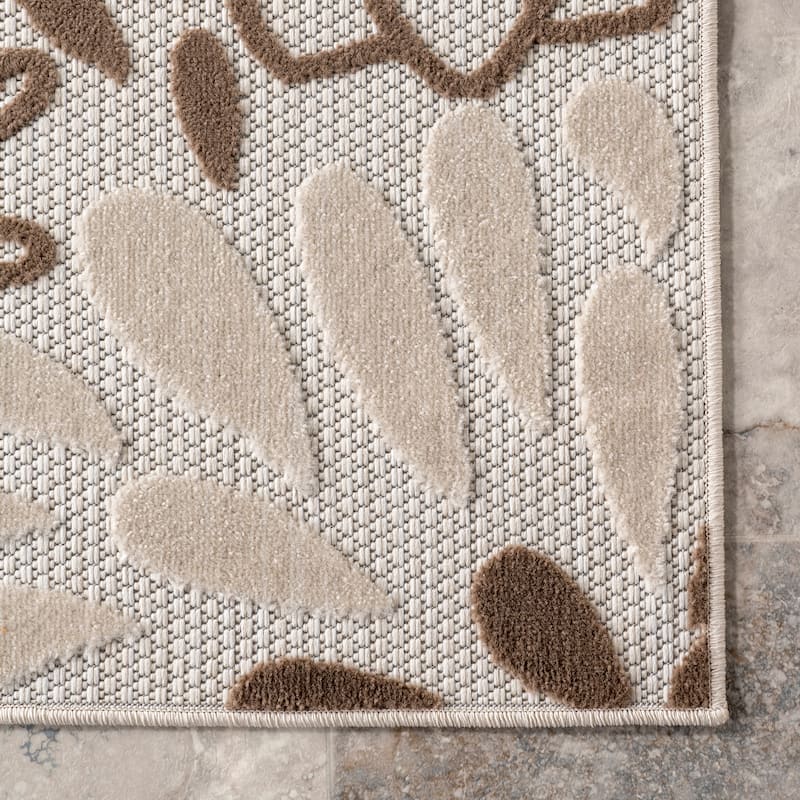 Nuloom Ronda Bold Floral Indoor/Outdoor Area Rug