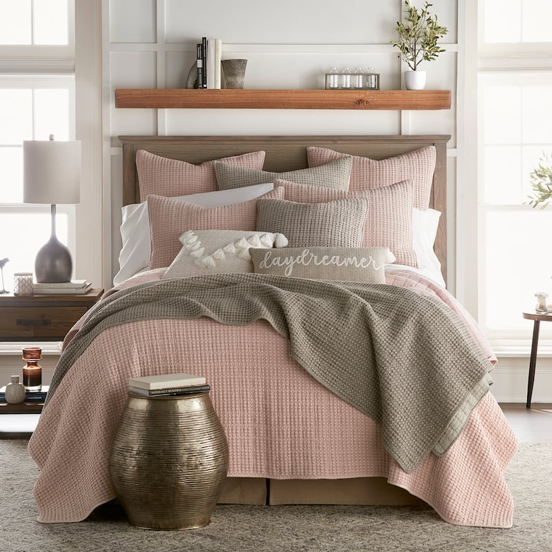Mills Waffle Blush Full/Queen Quilt Set - Levtex Home