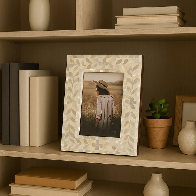Wood Mother Of Pearl Inlay Vine Photo Frame - Ivory