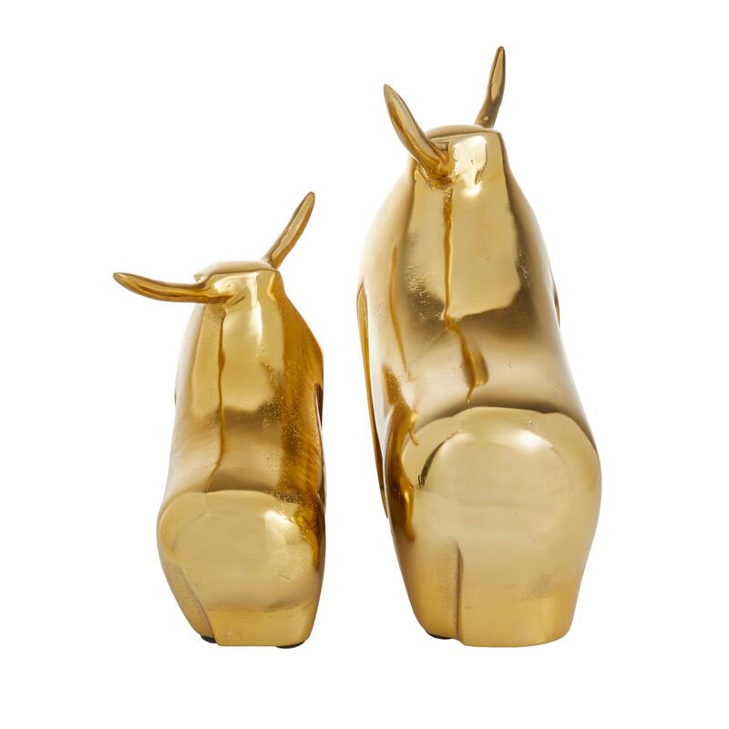 CosmoLiving by Cosmopolitan Aluminum Metal Bull Sculpture (Set of 2) - Silver or Gold