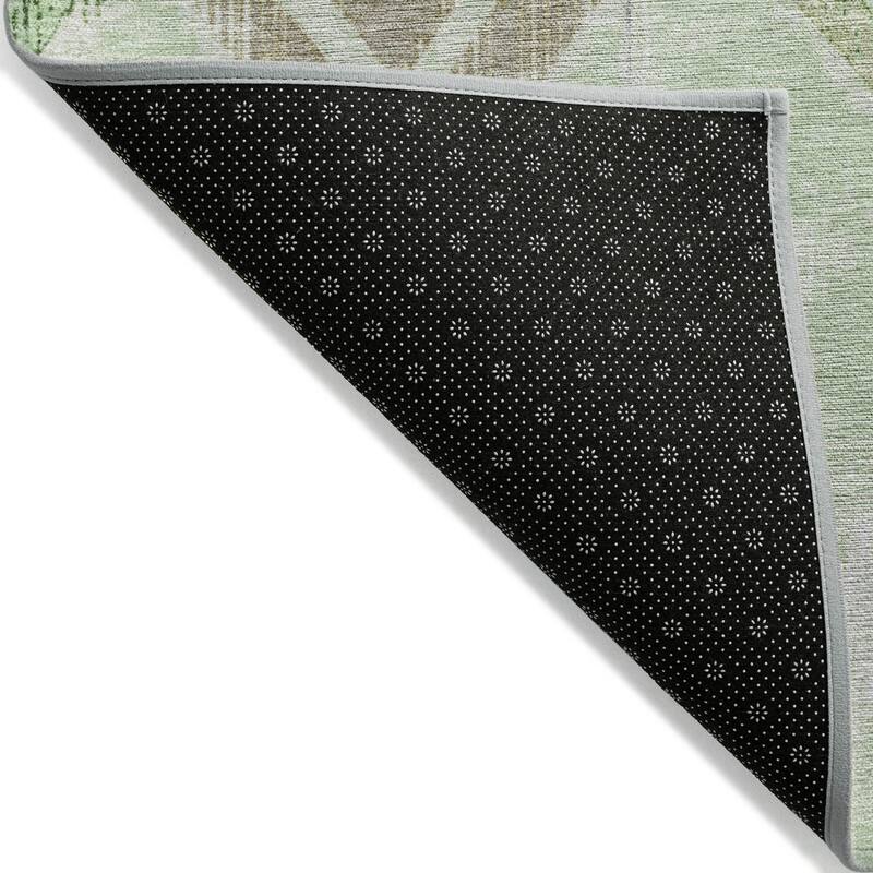 Machine Washable Indoor/Outdoor Diamond Contemporary Chantille Rug