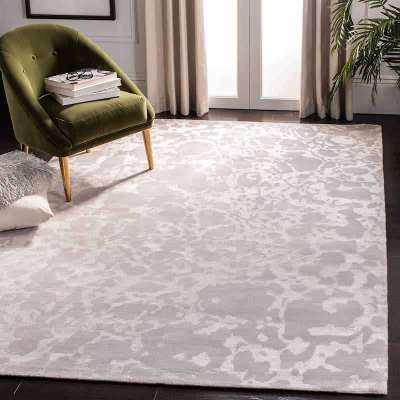 SAFAVIEH Couture Hand-knotted Tibetan Iria Modern Wool Rug - 6' x 9' - Silver