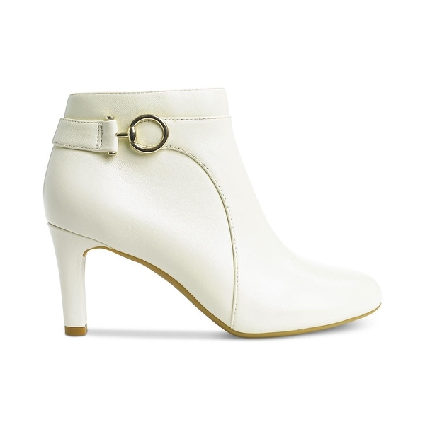 bandolino longo ankle booties
