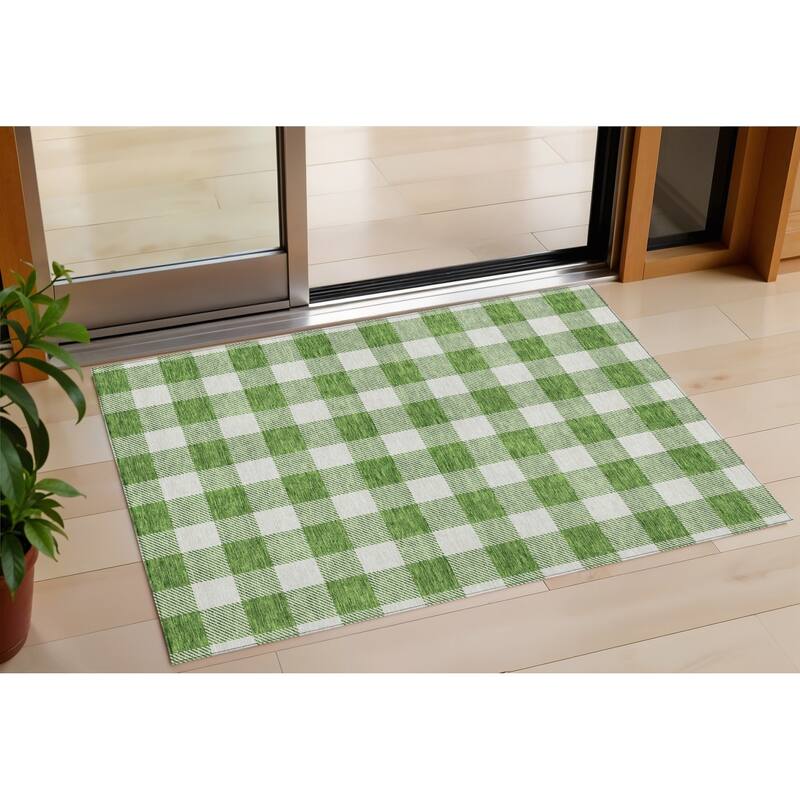 HomeRoots Plaid Transitional Rectangle Outdoor Rug - 3' x 5'