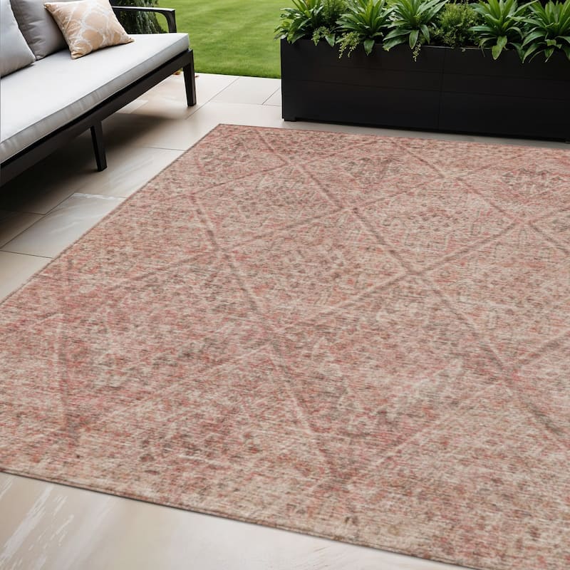 HomeRoots Moroccan Transitional Rectangle Outdoor Rug - 5' X 8'