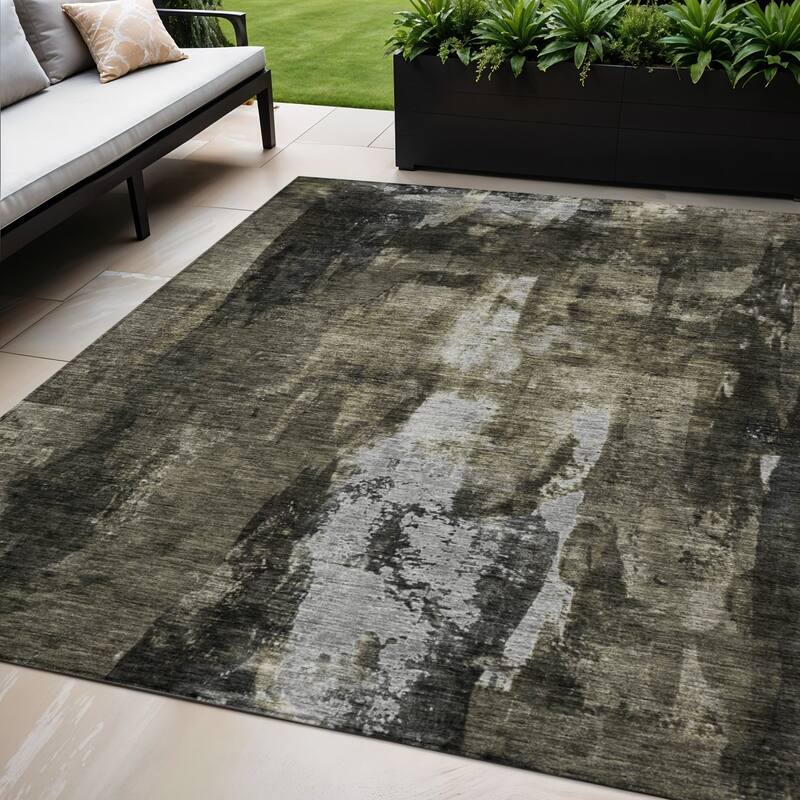HomeRoots Abstract Transitional Rectangle Outdoor Rug - 5' X 8'
