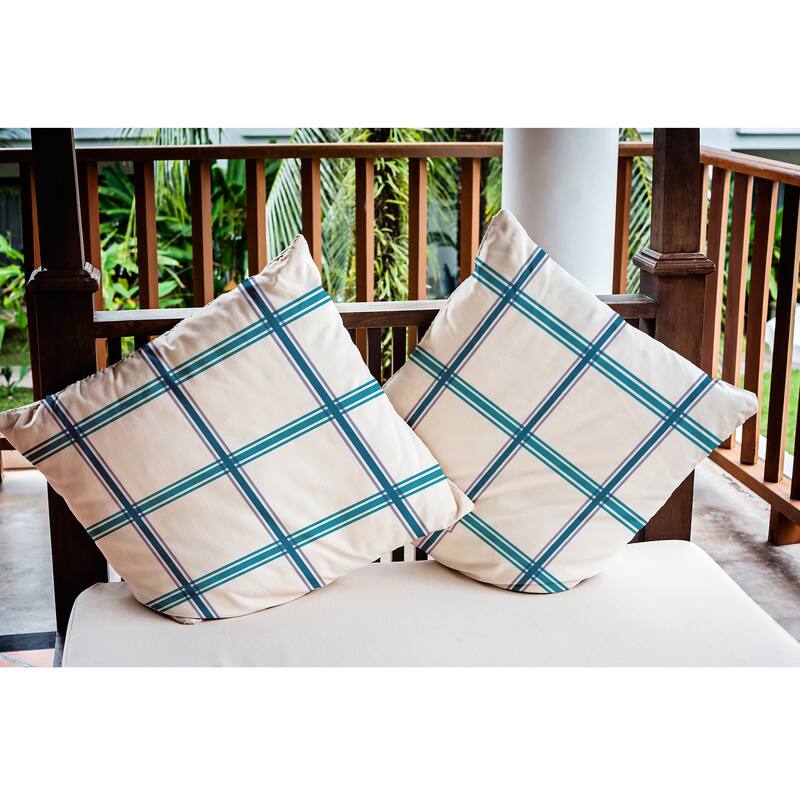 Geometric Indoor/Outdoor Throw Pillow
