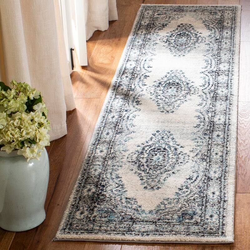 SAFAVIEH Madison Marlys Vintage Boho Oriental Rug