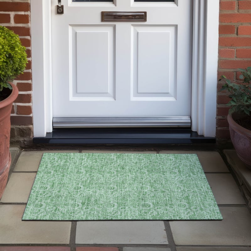 Machine Washable Indoor/ Outdoor Chantille Floral Rug