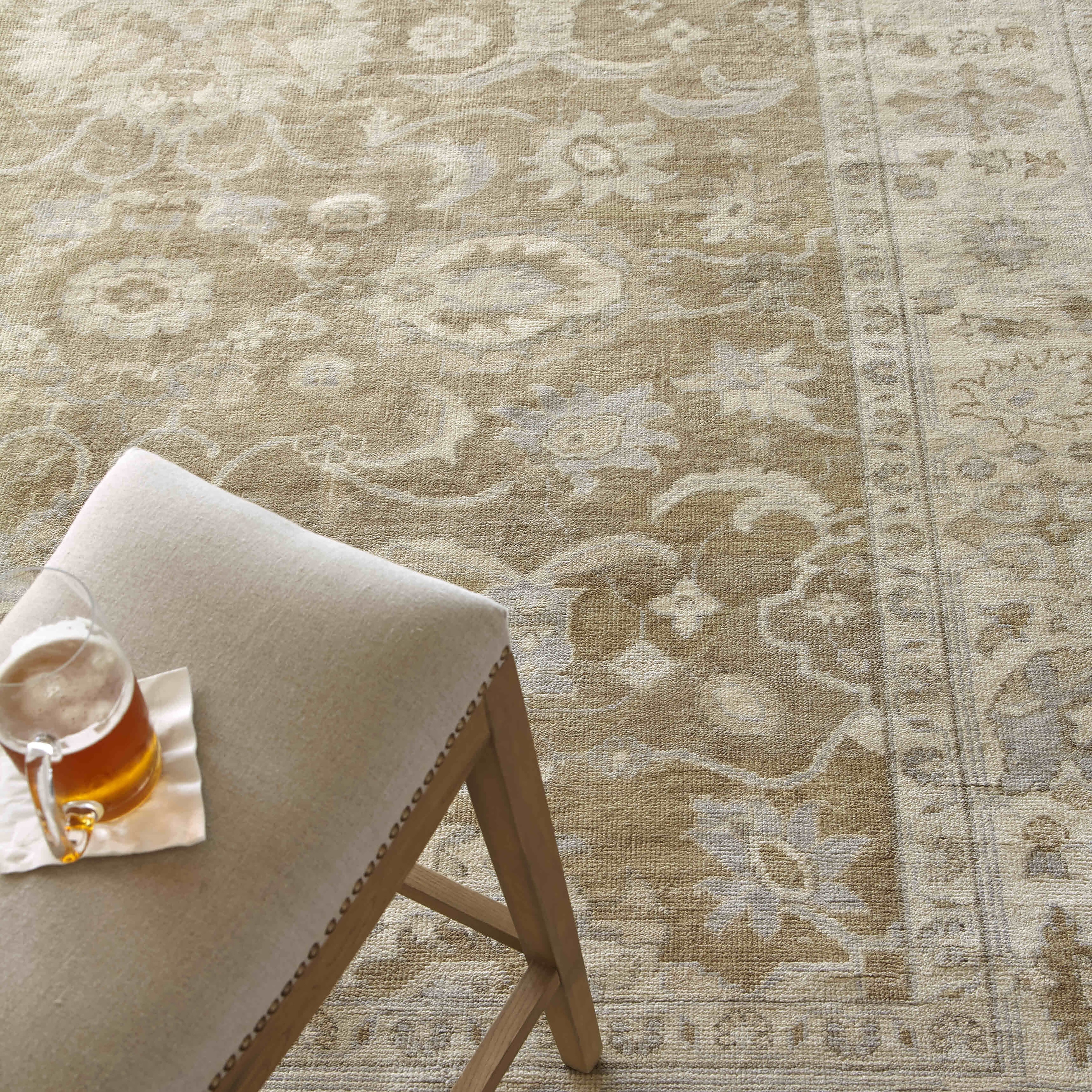 EXQUISITE RUGS Antique Weave Oushak Hand-knotted New Zealand Wool Grey/Brown Area Rug.