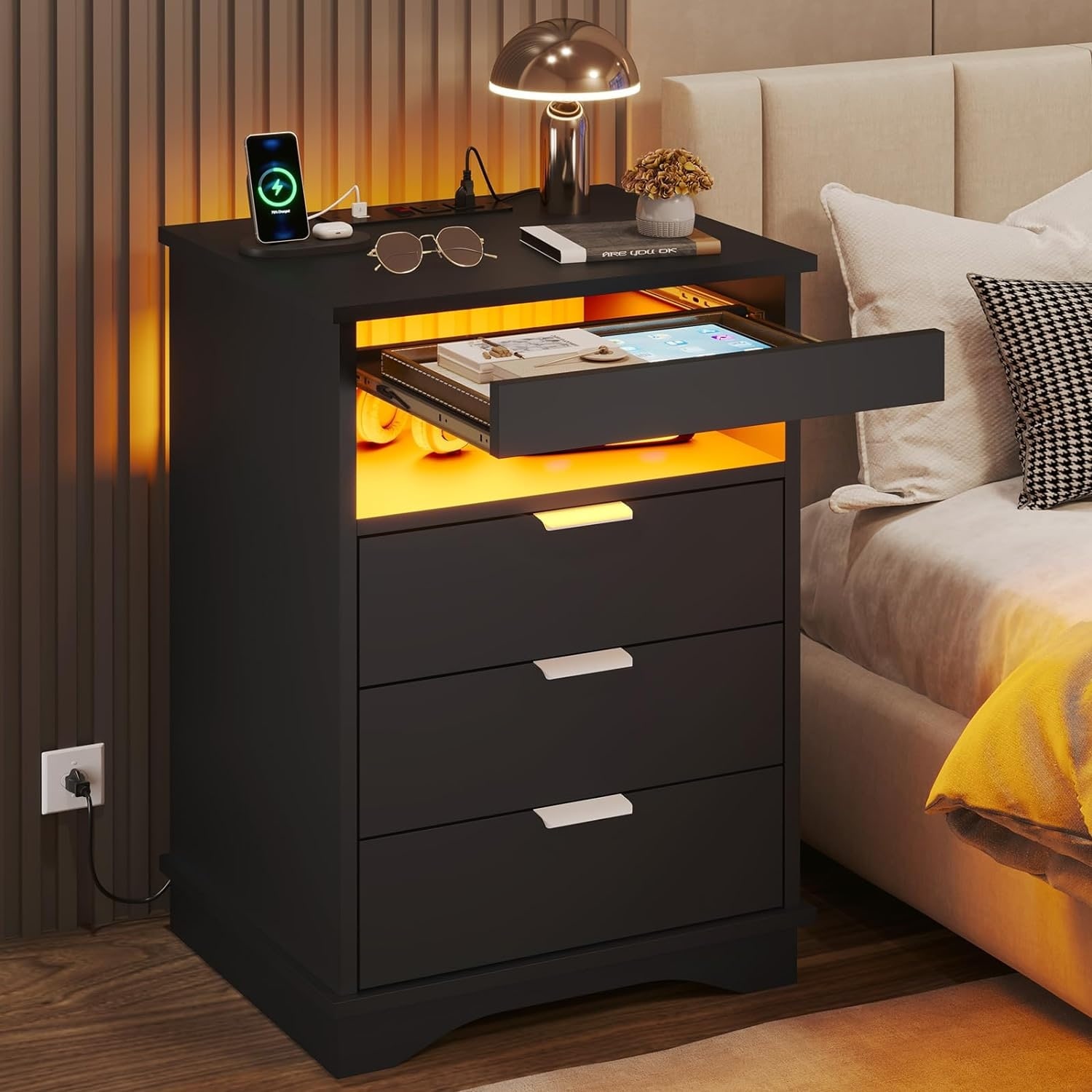 Nightstands with outlets online and usb ports