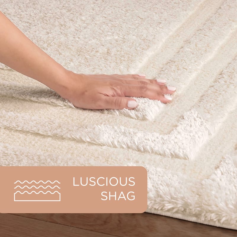 TOWN & COUNTRY EVERYDAY Cloud Shag Plush Border Area Rug