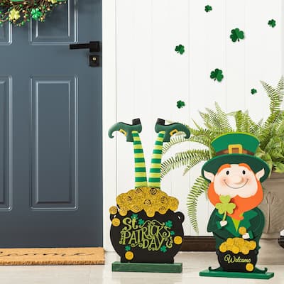 Glitzhome 24"H Wooden St. Patrick's Leprechaun Pot of Gold Porch Decor