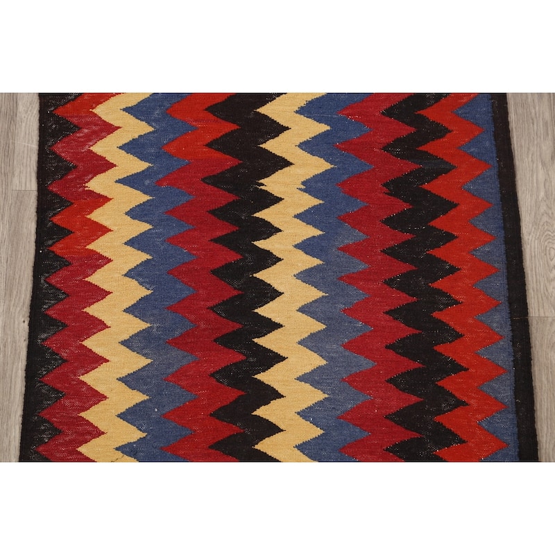 Flat-woven Geometric Chevron Kilim Oriental Hallway Runner Rug Wool - 3'1" x 6'7"
