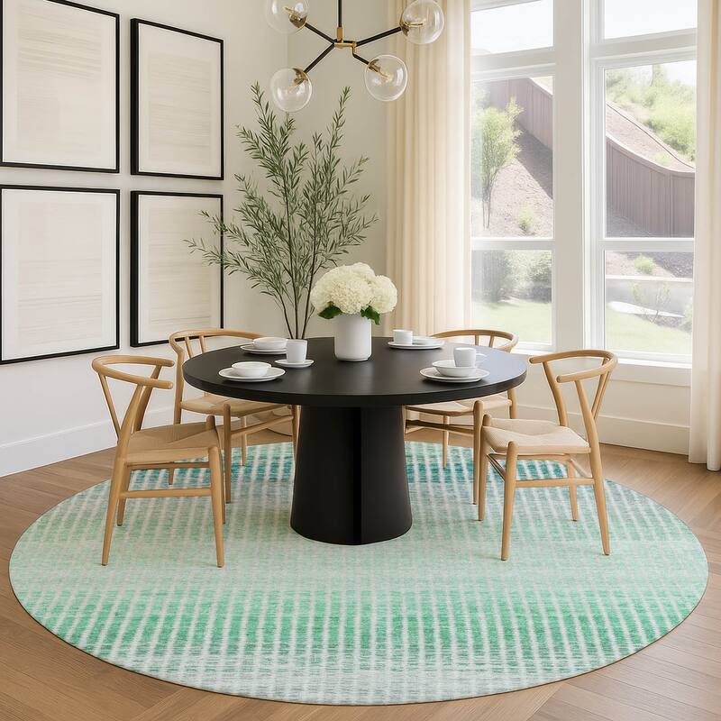Machine Washable Indoor/ Outdoor Contemporary Stripes Chantille Rug