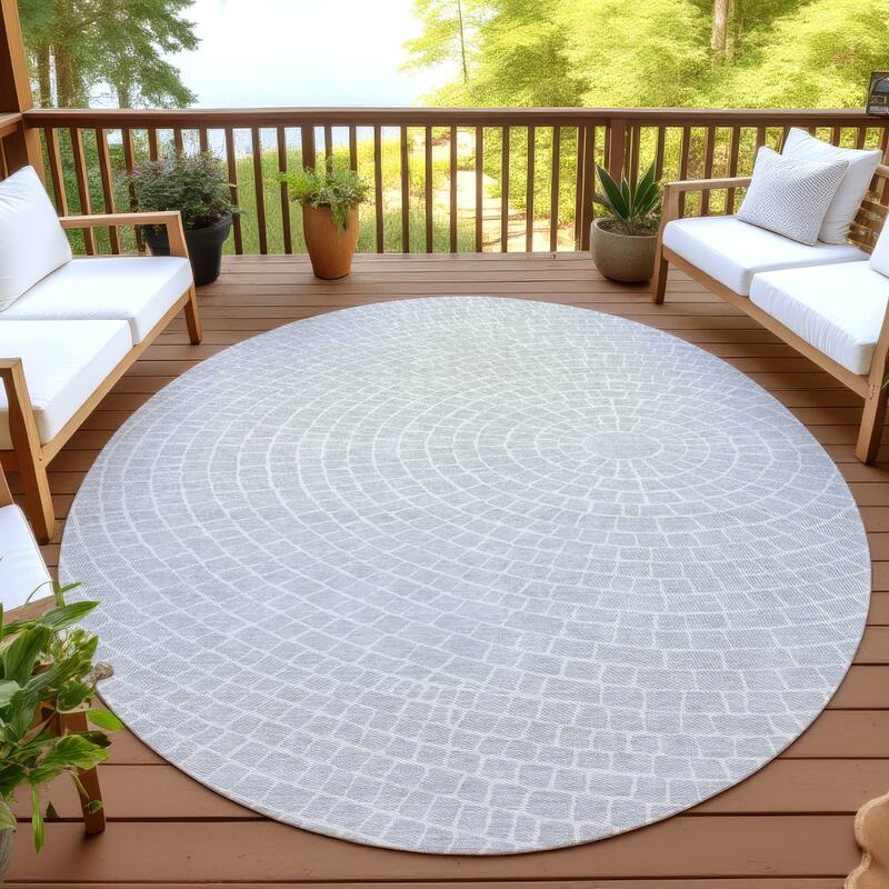 Machine Washable Indoor/ Outdoor Modern Gravity Chantille Rug - Silver - 8' x 8'