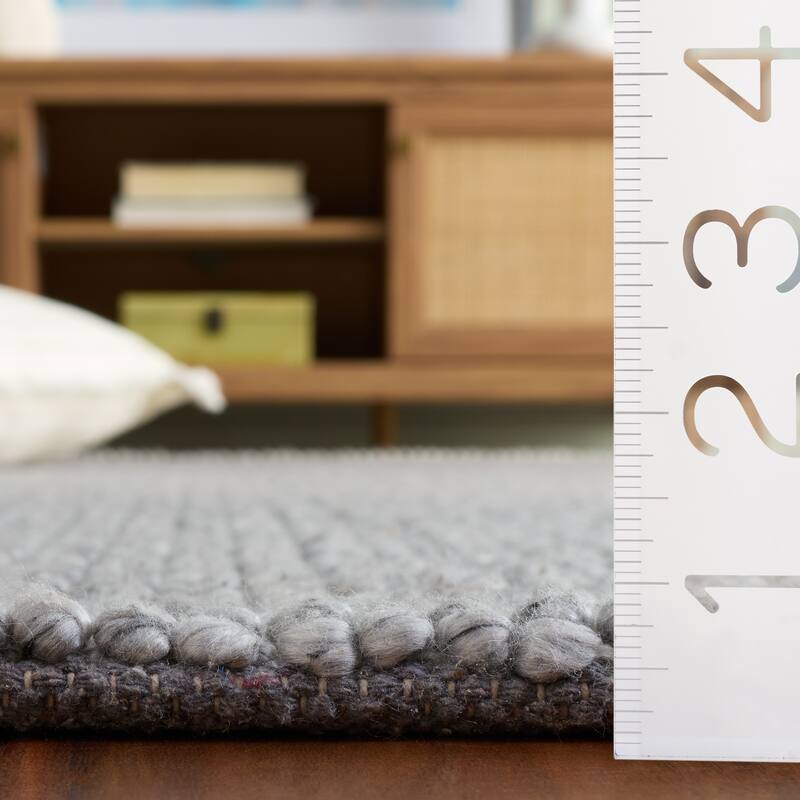 SAFAVIEH Handmade Natura Dorte Casual Wool Rug