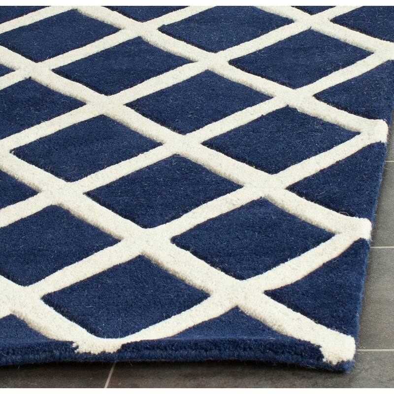SAFAVIEH Handmade Chatham Retha Modern Moroccan Wool Rug