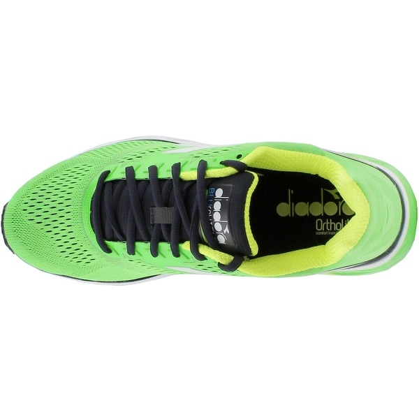 diadora mythos blushield bright