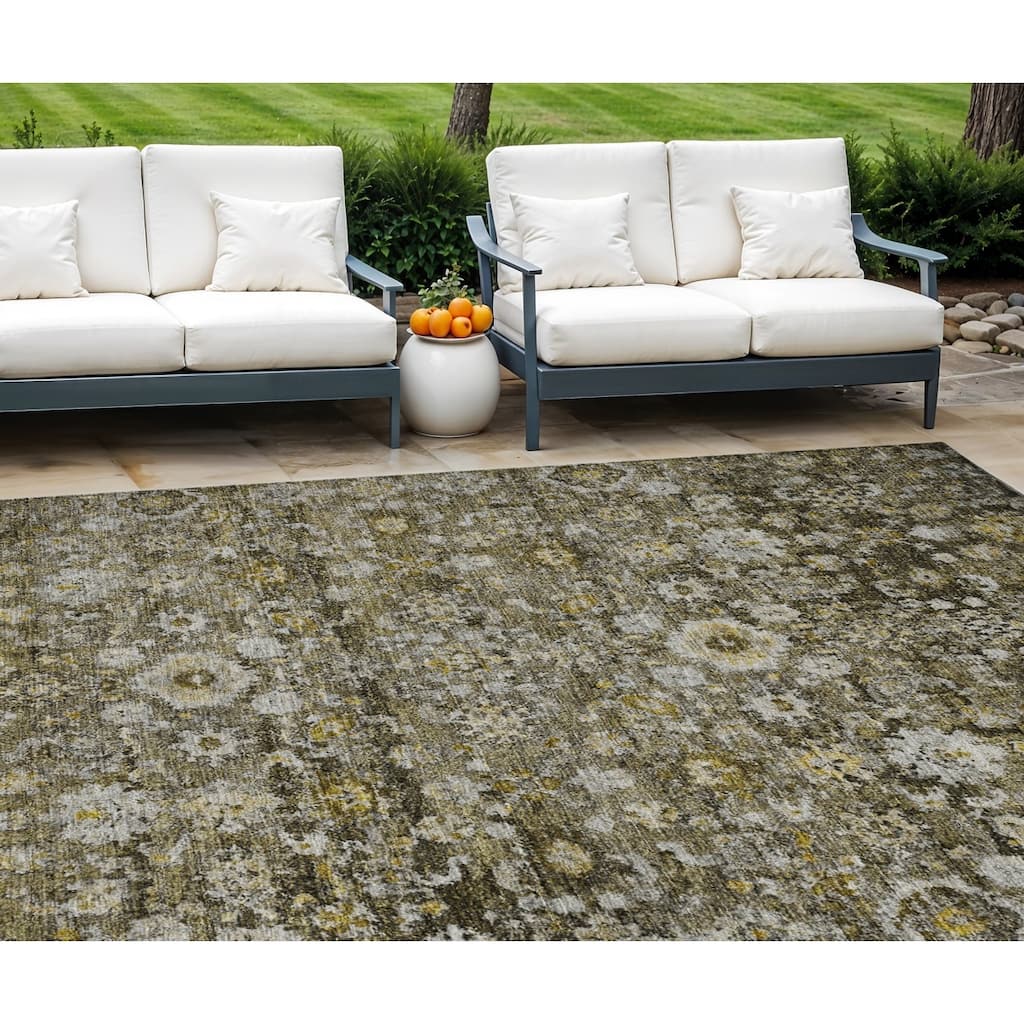 HomeRoots Oriental Traditional Rectangle Outdoor Rug