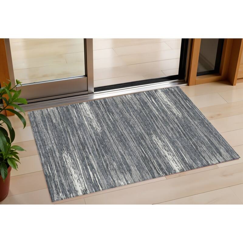 HomeRoots Striped Transitional Rectangle Outdoor Rug - 3' x 5'
