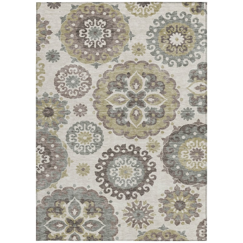 HomeRoots Floral Medallion Transitional Rectangle Outdoor Rug