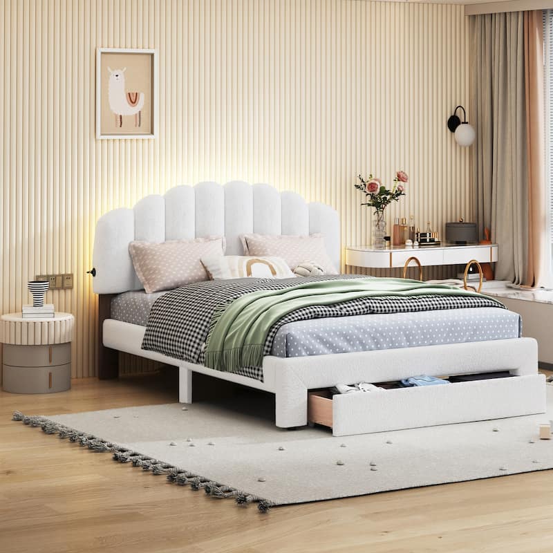 Teddy Fleece Queen Size Upholstered Platform Bed