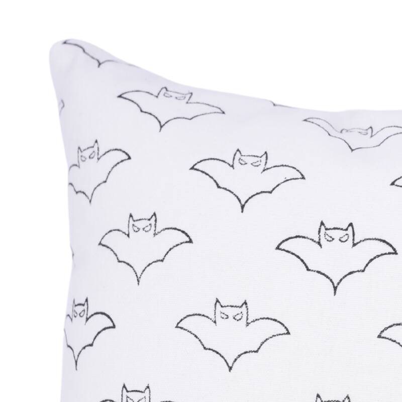 Fabdivine Home Decorative Accent Green Cotton Cushion Case, Skeleton