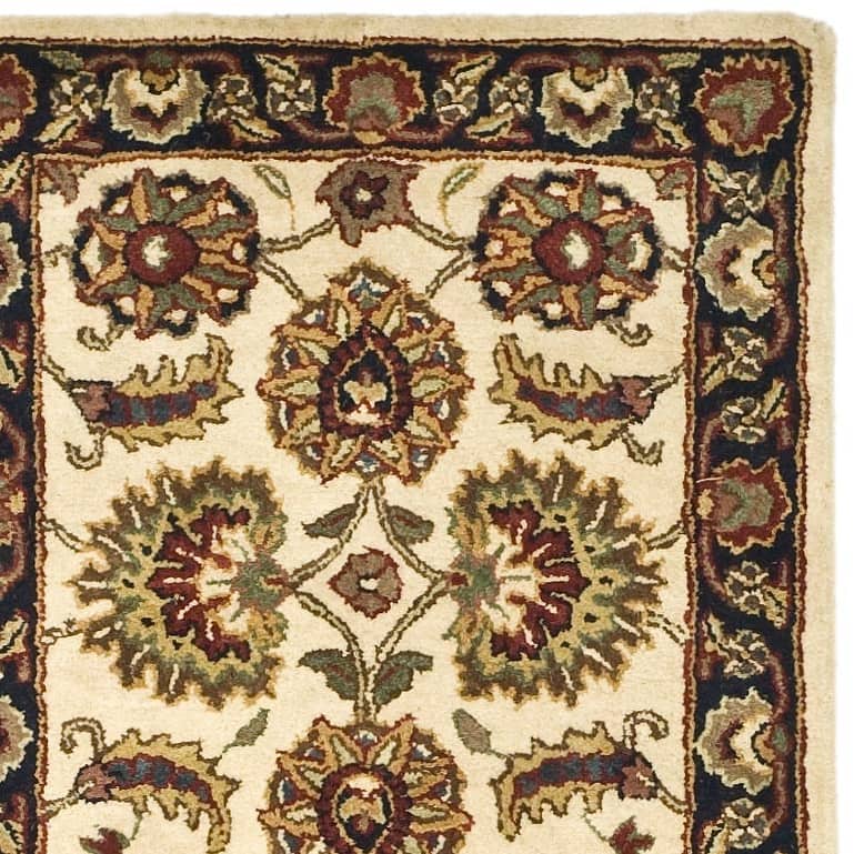 SAFAVIEH Handmade Classic Juliya Traditional Oriental Wool Rug