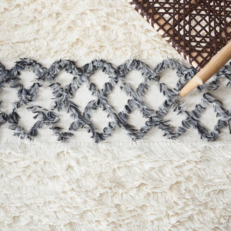 SAFAVIEH Handmade Casablanca Aneliya Tribal Wool Rug