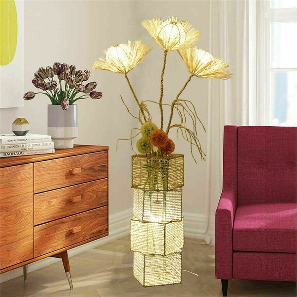 https://ak1.ostkcdn.com/images/products/is/images/direct/590abdfac1d82276de53ae3f2739bf5fbd39b534/Floor-Lamp-Pastoral-with-Hand-Woven-Flower-Rattan-LED-Night-Light.jpg?impolicy=medium