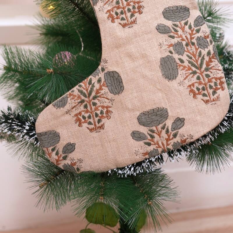 Fabdivine 16x6.5 Inches Hand Floral Block Print Christmas Stockings Tassle and Loop Perfect for Gift - 16"X6.5"