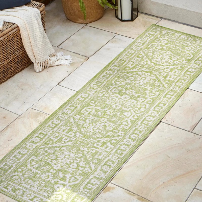 JONATHAN Y Medallion Textured Weave Indoor/Outdoor Area Rug - 2 X 8 - Green/Cream