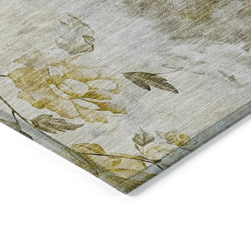Machine Washable Indoor/ Outdoor Chantille Vanishing Floral Rug