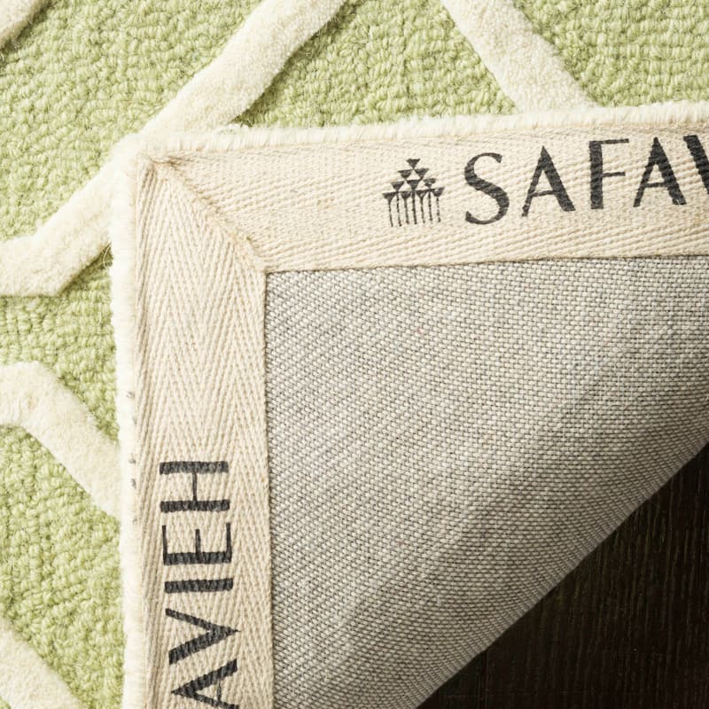 SAFAVIEH Handmade Cambridge Nhung Modern Moroccan Wool Rug