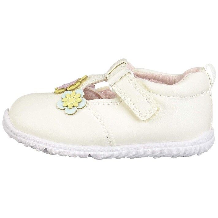 baby girl shoes 4.5