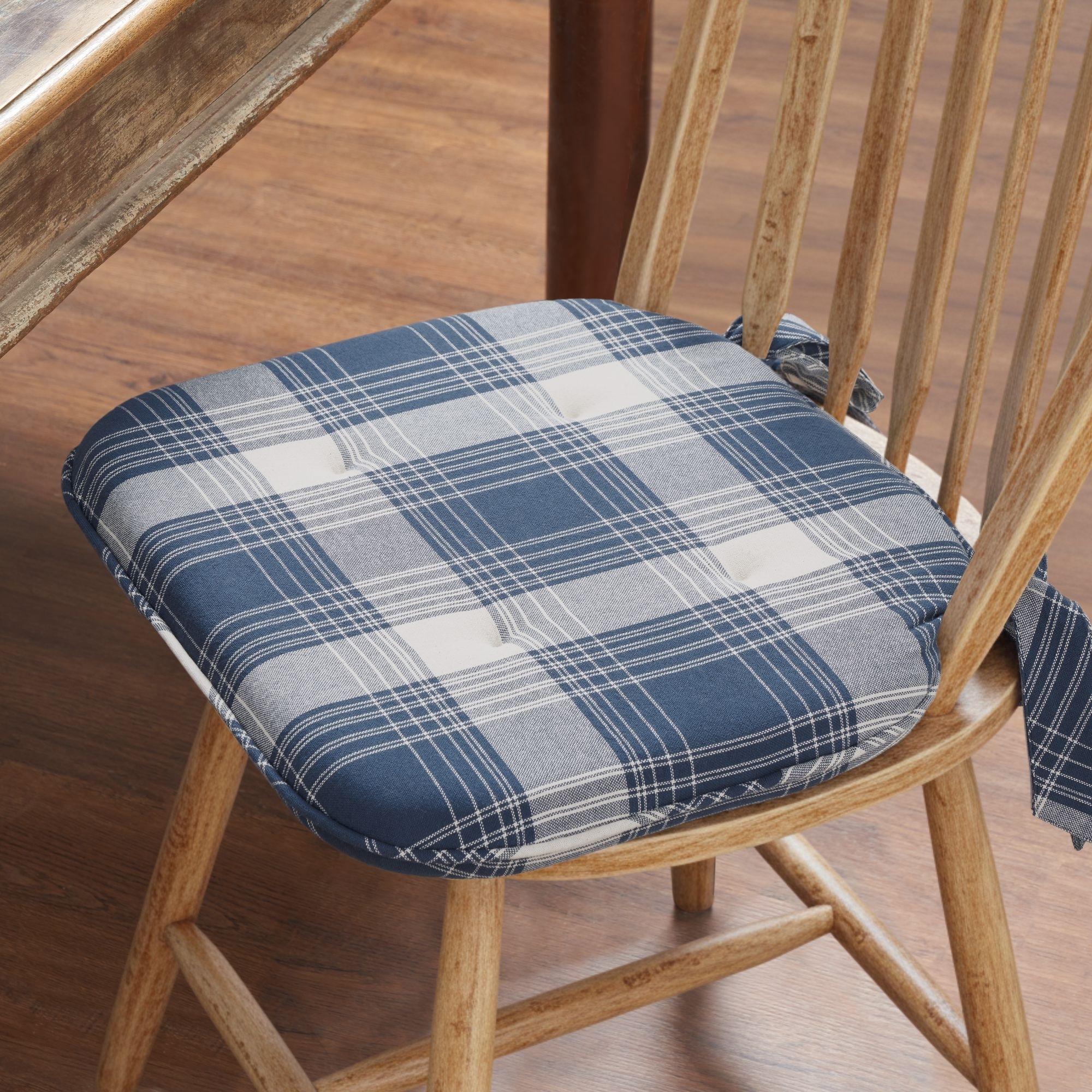 Colonial Blue Plaid Chair Pad with Ties