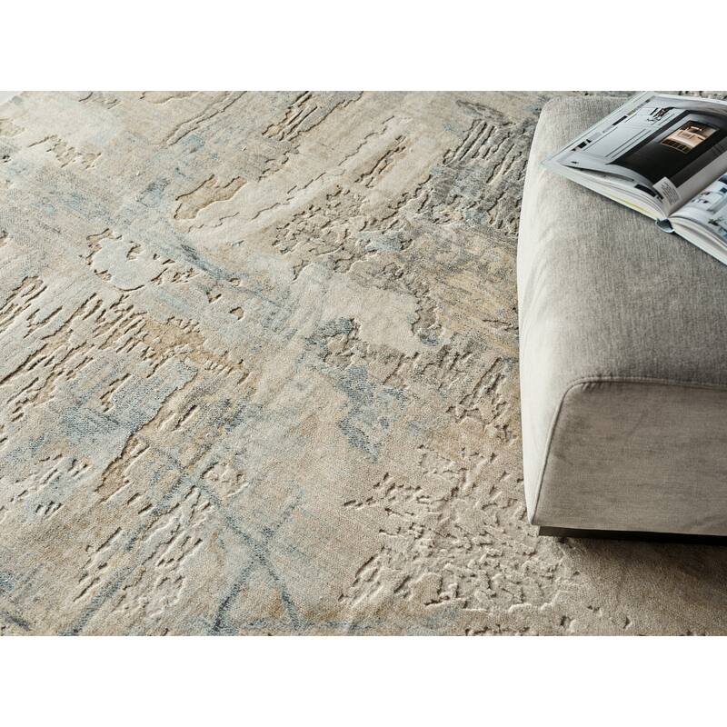 Infinity Handmade Wool/Nylon in Ivory/Blue/Terracotta Area Rug