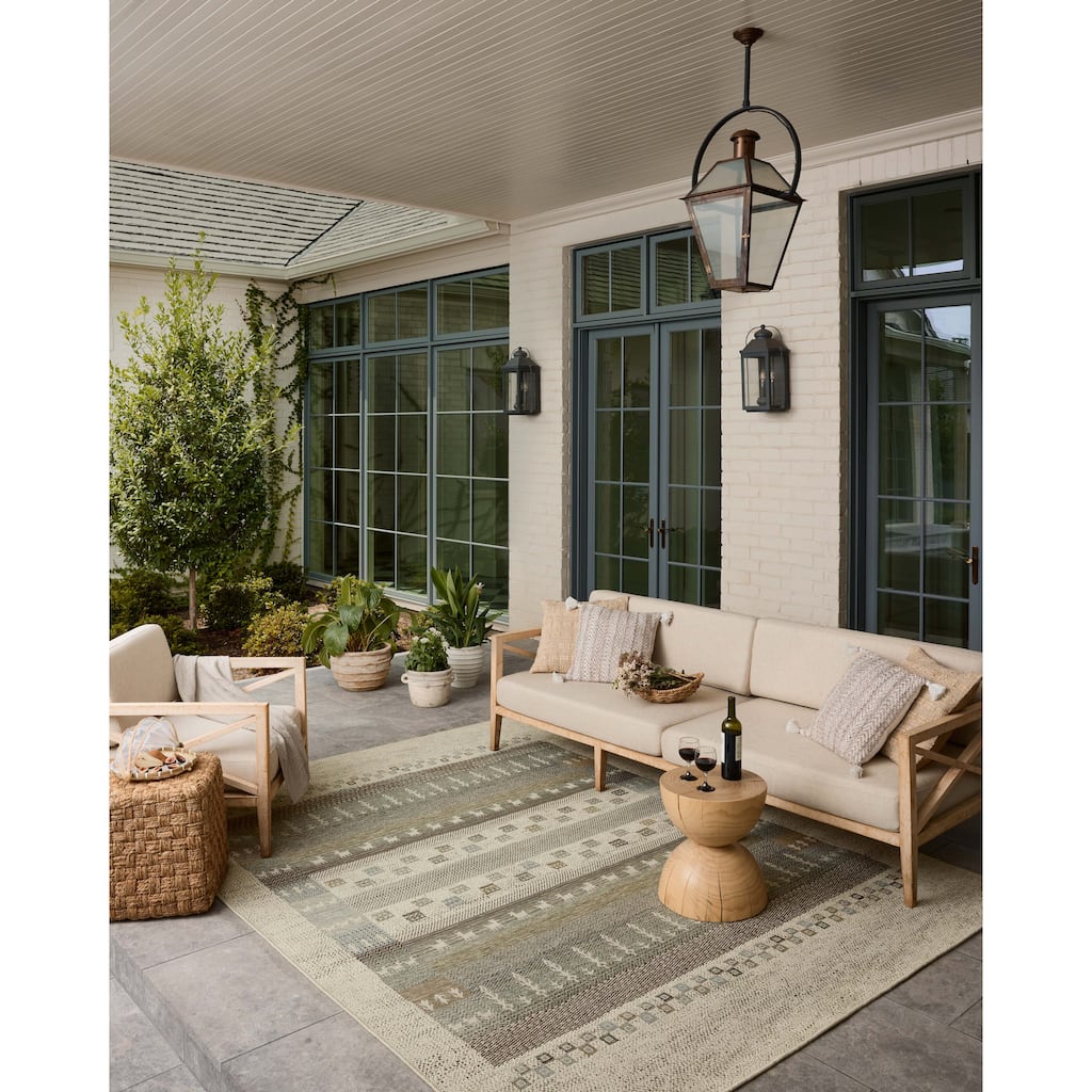 Alexander Home Saoirse Indoor/Outdoor Area Rug