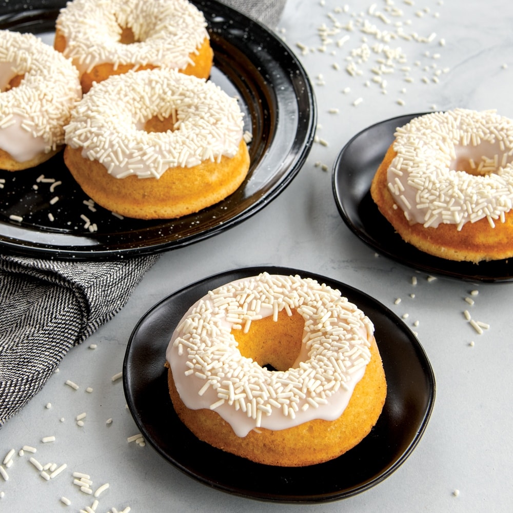 Bed bath and on sale beyond donut pan