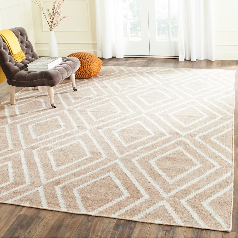 SAFAVIEH Handmade Flatweave Kilim Ana-Belen Wool Rug - 8' x 10' - Beige/Ivory