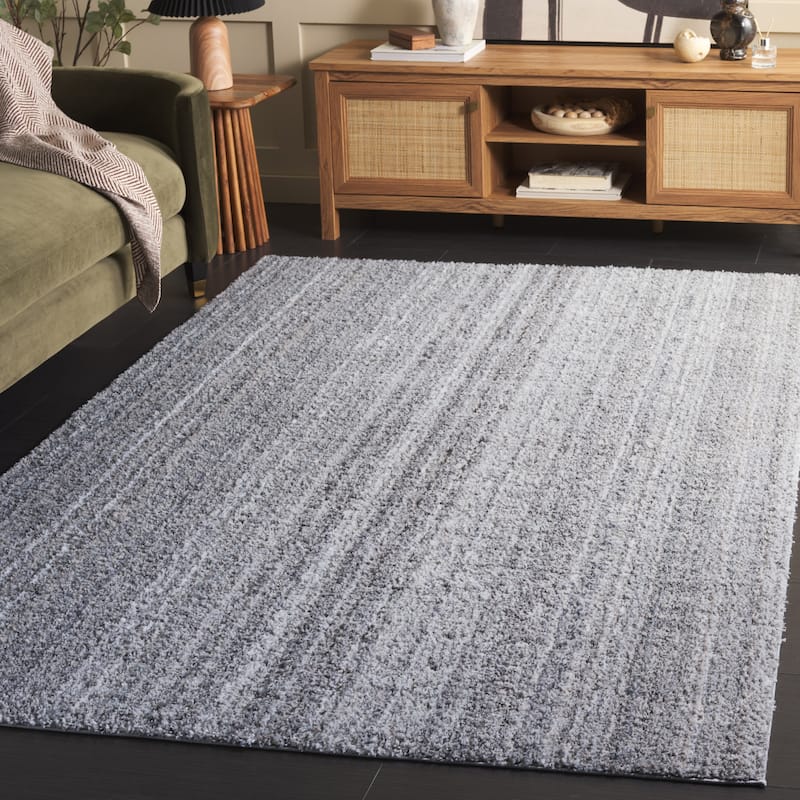 SAFAVIEH Everett Shag Dida 1-inch Thick Rug - Grey/Beige - 5'3" x 7'